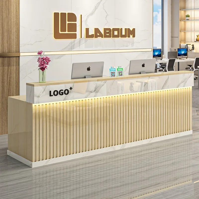 مكتب استقبال بتصميم نوردي أنيق - مراجعة Office Furniture Bali وسعره